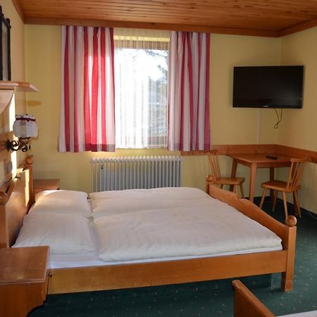 Gasthof Alte Tanne Hof bei Salzburg Bagian luar foto