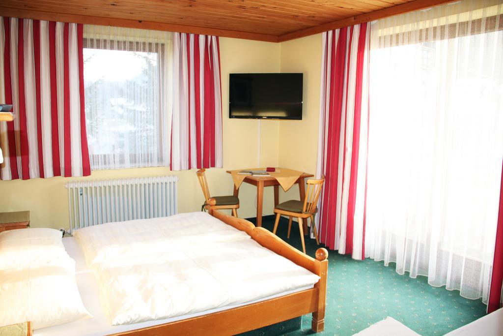 Gasthof Alte Tanne Hof bei Salzburg Bagian luar foto